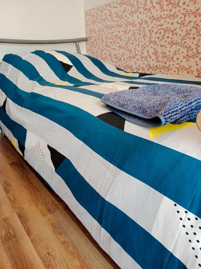 La Madriguera Bed & Breakfast Raszyn Eksteriør bilde