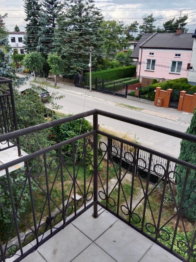 La Madriguera Bed & Breakfast Raszyn Eksteriør bilde