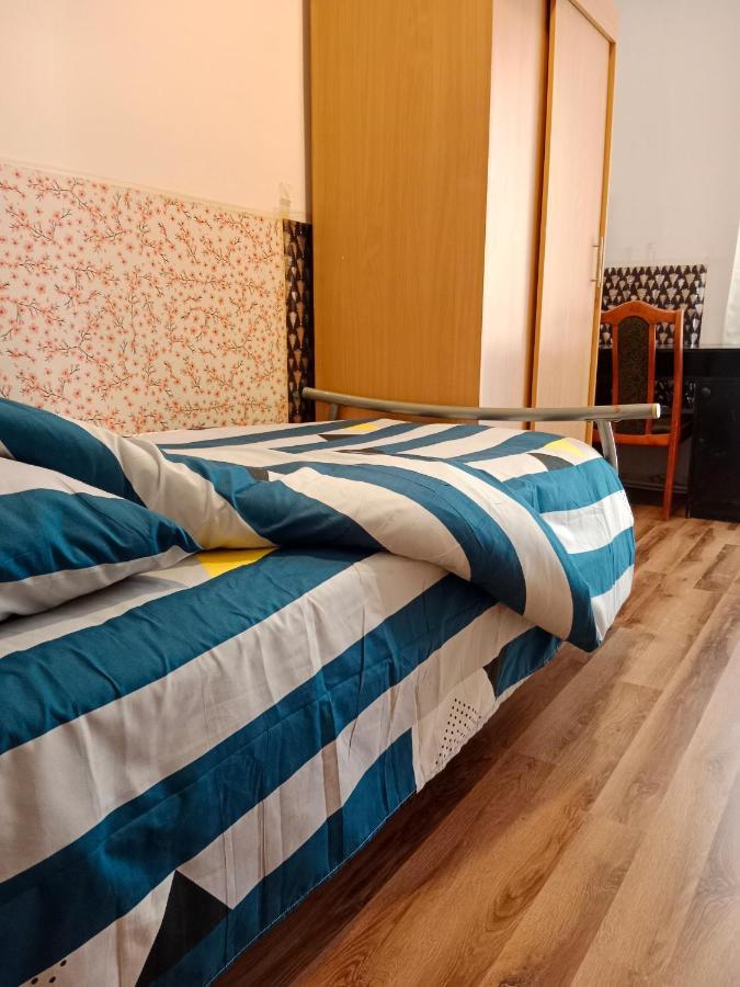 La Madriguera Bed & Breakfast Raszyn Eksteriør bilde